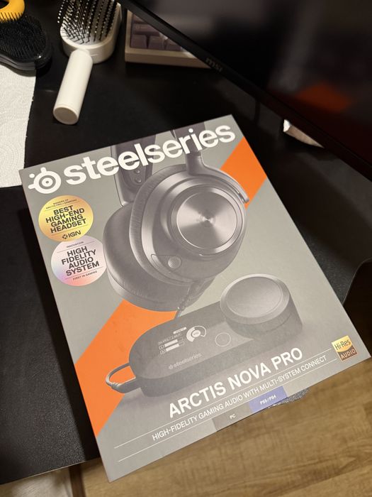 SteelSeries Arctis Nova Pro