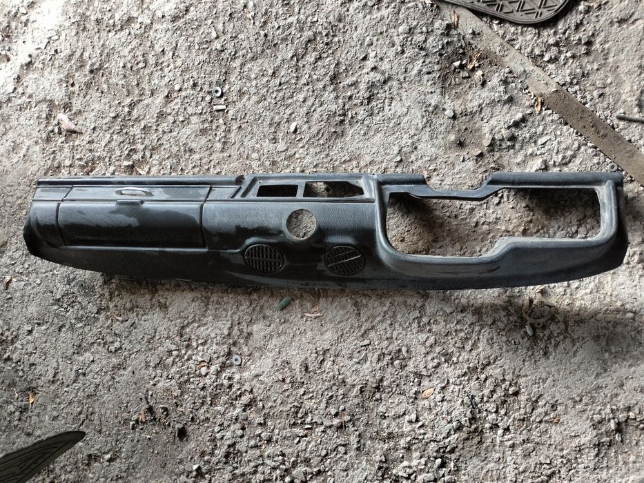 Тарпеда панель нива 2106