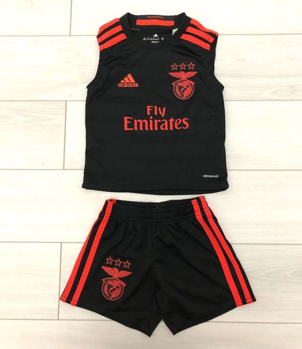 Детски тениски за момче размер 104