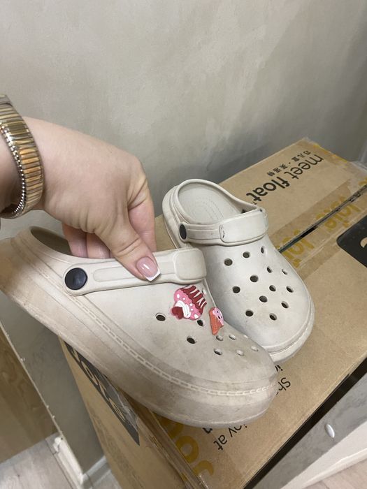 Crocs на девочку размер 34-35
