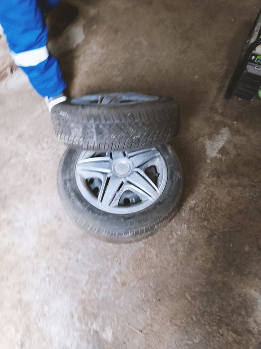 Зимны шины      .