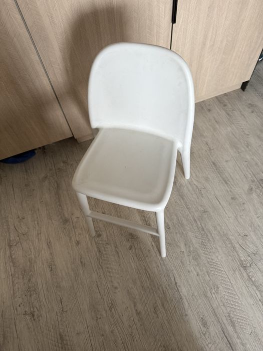 Продам детский стул икеа