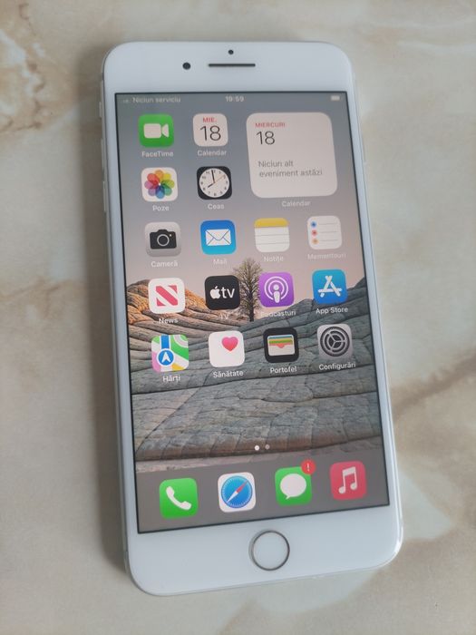 [7+] Vând Apple iPhone 7 Plus silver de 256GB (nu ia semnal) //poze reale