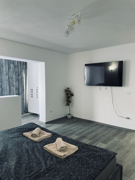 Inchiriez apartament in regim hotelier in zona centrala