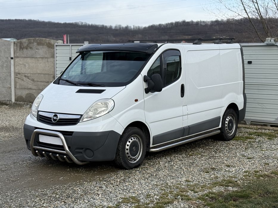 Opel Vivaro - 2.0 CDTI - 115 CP - Euro 5 - A/C - Bulbar/Praguri - RATE