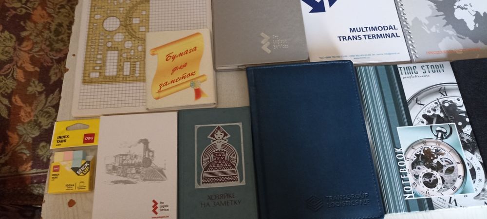 Ежедневники, блокноты новые, офицерская линейка, ручки