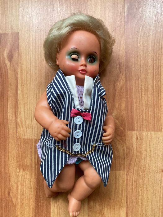 Păpușa veche perioada comunista Aradeanca