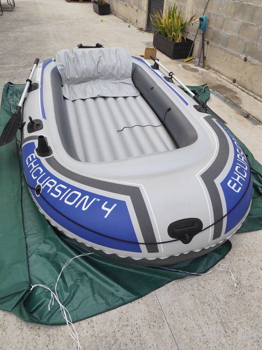Лодка Excursion 4