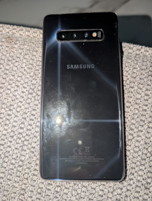 Galaxy S 10+ ...