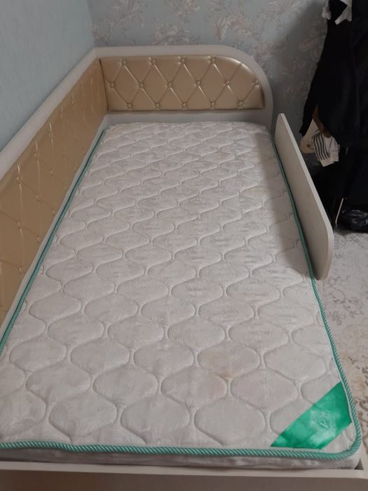 Продам детскую кровать