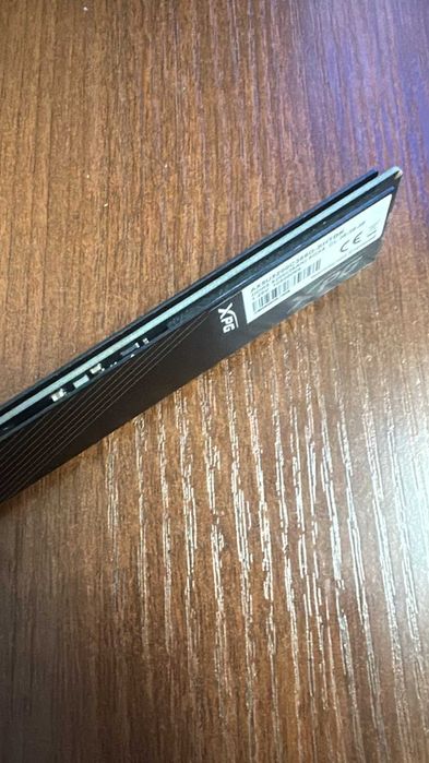 Продам ОЗУ XPG Hunter DDR5 5200 8gb pc5-41600