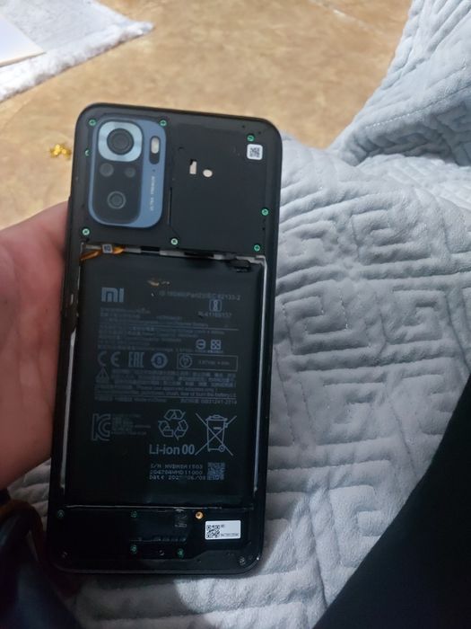 телефон на запчасти