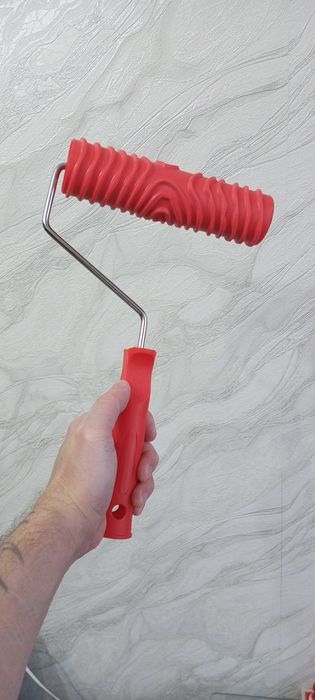 Валик для - штукатурки стен .