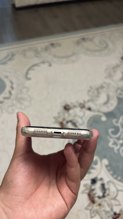 Iphone 11 продам