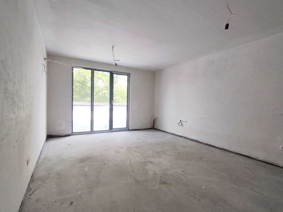 Продава се Двустаен апартамент в Перник, Център - 120 кв.м за 1250 €/кв.м - Снимка #3