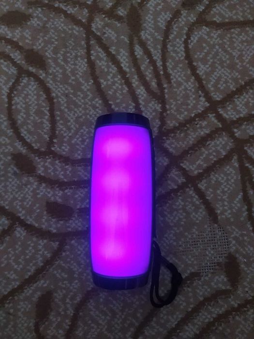 Продам колонку для телефона