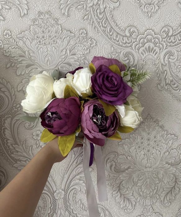 Продам букеты невест