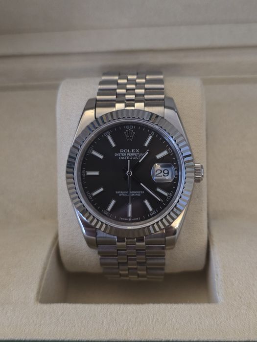 Rolex Datejust 41 mm Jubilee Fluted Bezel Rhodium Dial