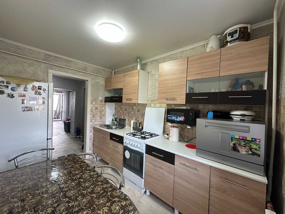 Продам 3 ком в центре