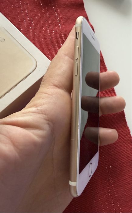 Iphone 7 Gold запазен