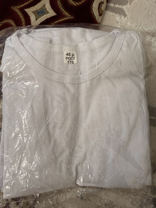 Продам майки белого цвета