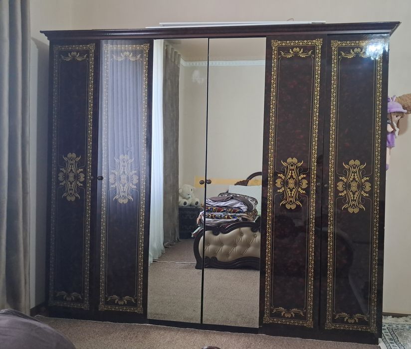 Spalniy mebel komplekt