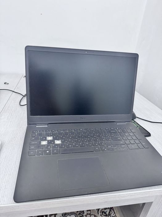 Ноутбук Dell Inspiron 3501