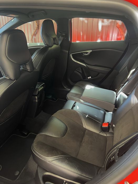 Volvo V40 2.0 D2