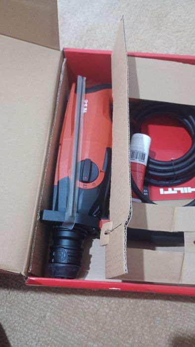 Перфоратор HILTI