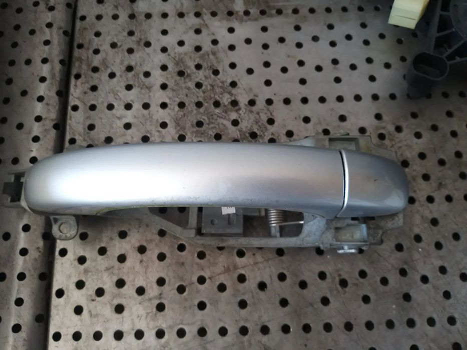 Maner usa stanga fata vw touareg 7l 7l0837885e