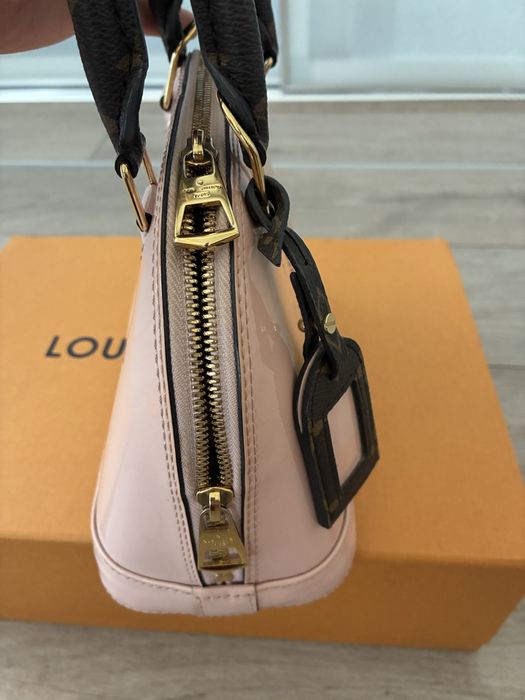 Geanta Louis Vuitton Alma bb autentica