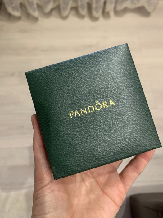 Продам упаковку для украшений