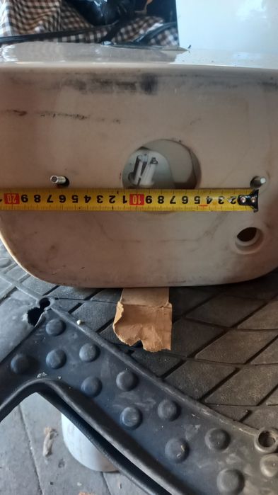 Бачок унитаза бу