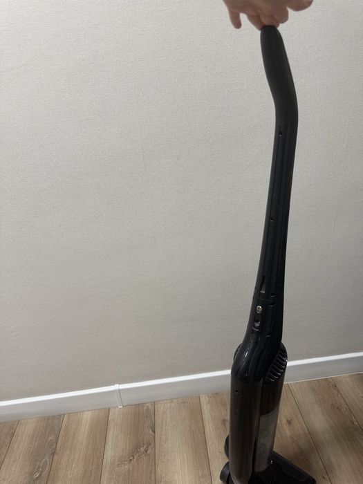 Вертикальный пылесос беспроводной