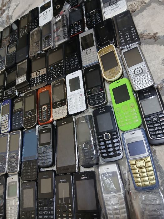 Assalom alekum Qadirdon Retro telefonlar sotiladi Nokia Modellar