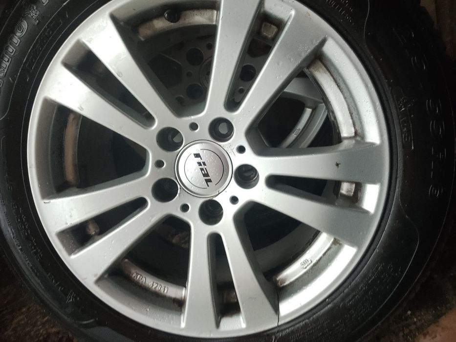 Roți Audi  a4 cu cauciucuri