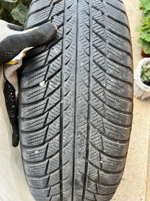 Anvelope sh 215/65/R17