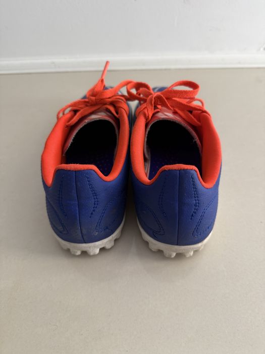 Детски футболни обувки Adidas predator