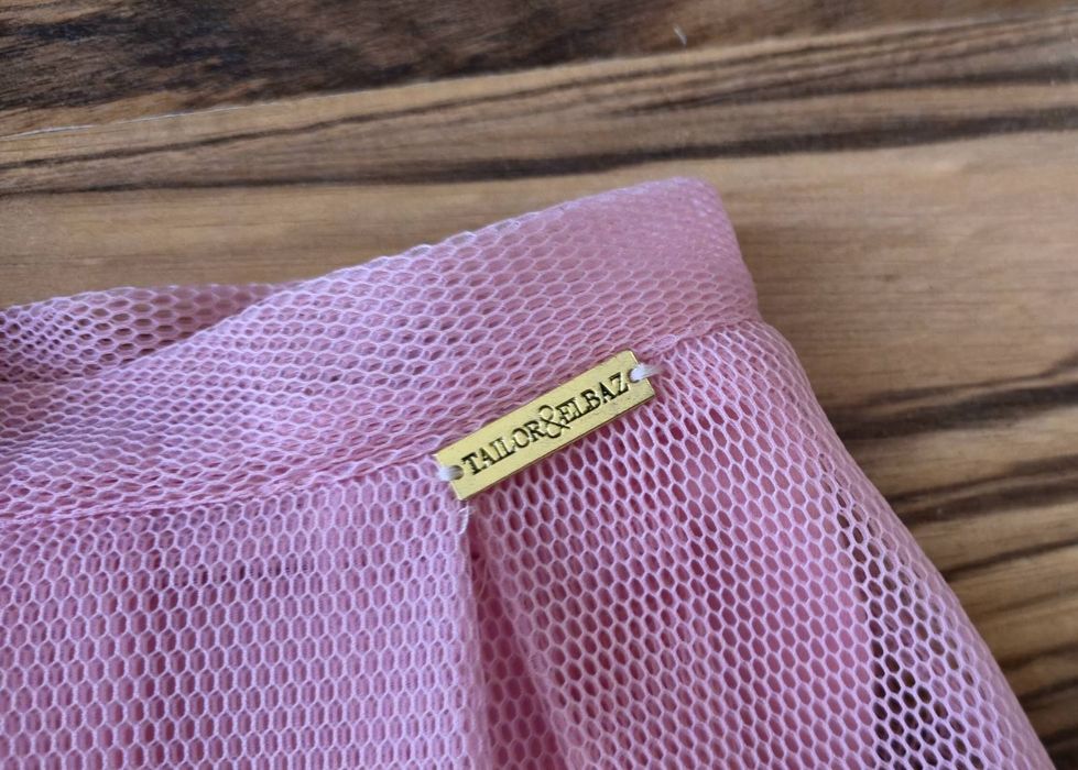 Ефектна розова пола