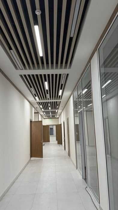 Срочно сдаётся офис в БЦ Мирабадский район Сквер Амира Темура ЦУМ