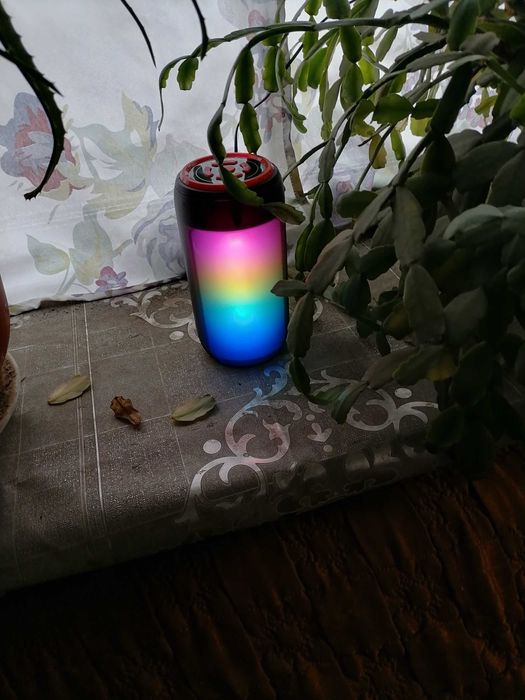 Продам мини колонку портативная