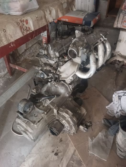 Запчасти на ниссане р 12