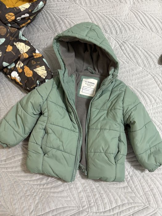 Продам комбинезон, в подарок куртка