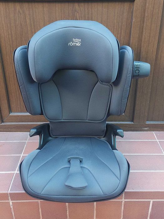 Scaun auto copii Britax Romer i-Size