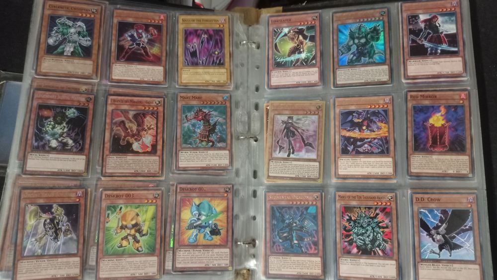 Yu-Gi-Oh cards, Югио карти