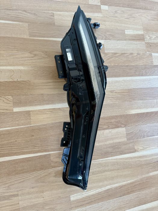 Nissan Ariya LED W5752 ляв 21+