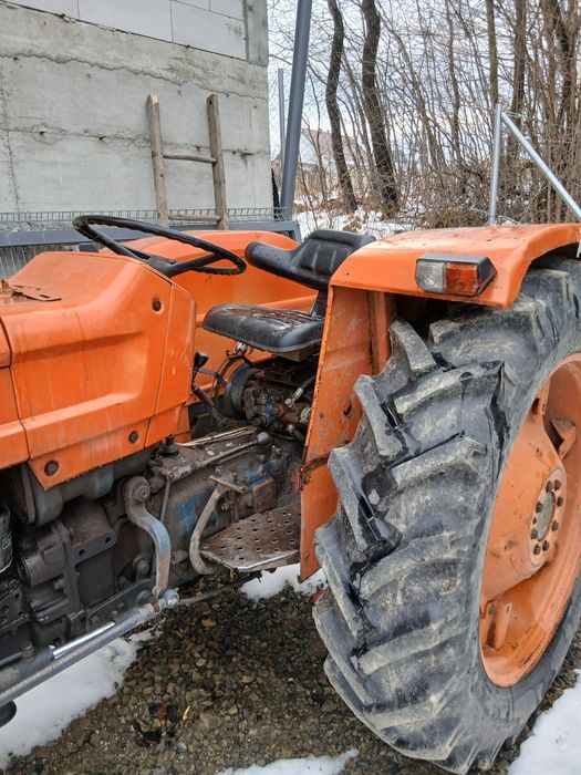 Tractor fiat 550 de vânzare