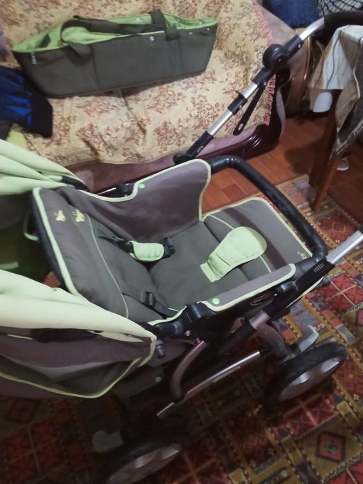 Продам детскую коляску трансформер