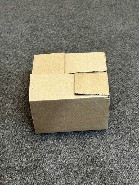 Коробка картонная 15*11*8см