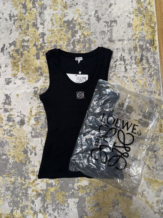 Loewe Top/Maieu negru cu logo brodat M